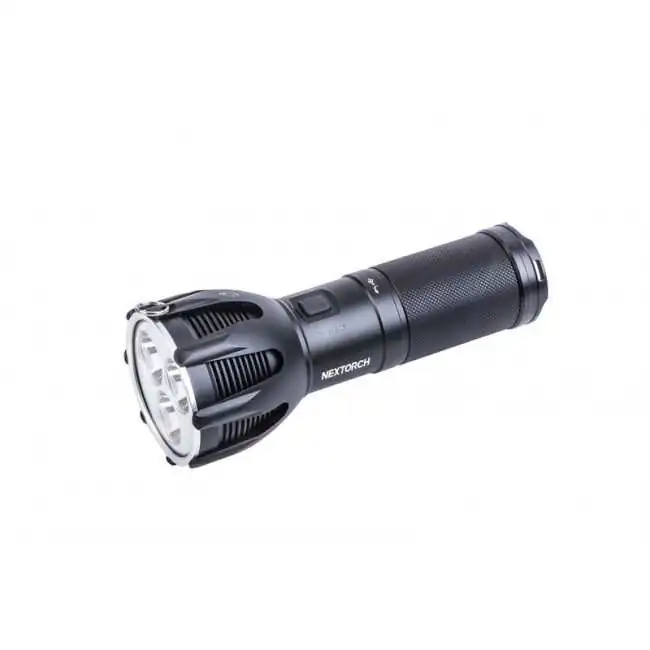 Lampe torche NEXTORCH Saint-Torch 30 V2.0 – Ultra Puissante 8000 Lumens Lampe torche NEXTORCH Saint-Torch 30 V2.0 – Ultra Puissante 8000 Lumens