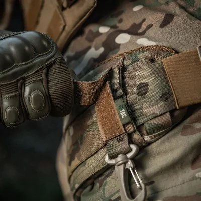 Porte Accessoires Molle Avec Mousqueton M-Tac Multicam