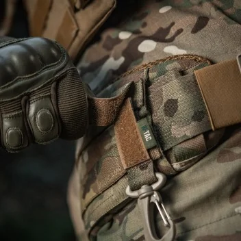 Porte Accessoires Molle Avec Mousqueton M-Tac Multicam